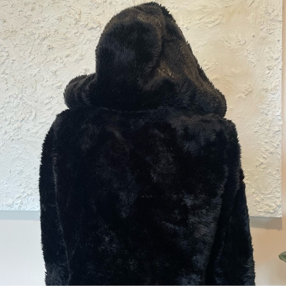 ZARA Women's Coat FAUX FUR Black HOOD DETAIL Soft Furry HOODED Jacket Sz S - Picture 4 of 8